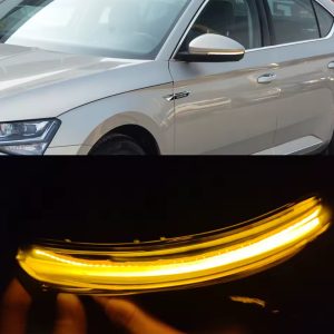 SKODA SUPERB(2015-2021) KAYAR AYNA SİNYALİ